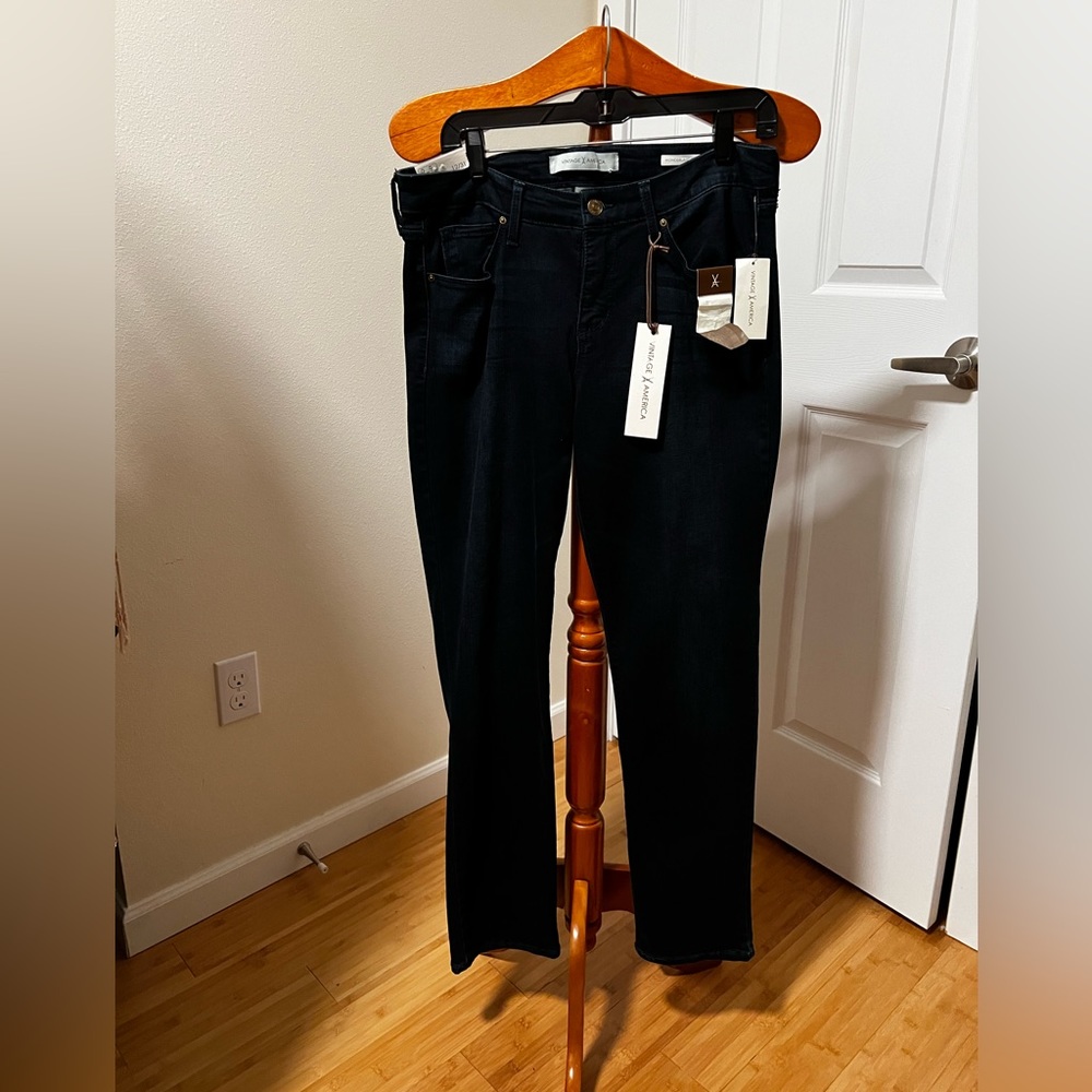 NWT American Vintage Jeans